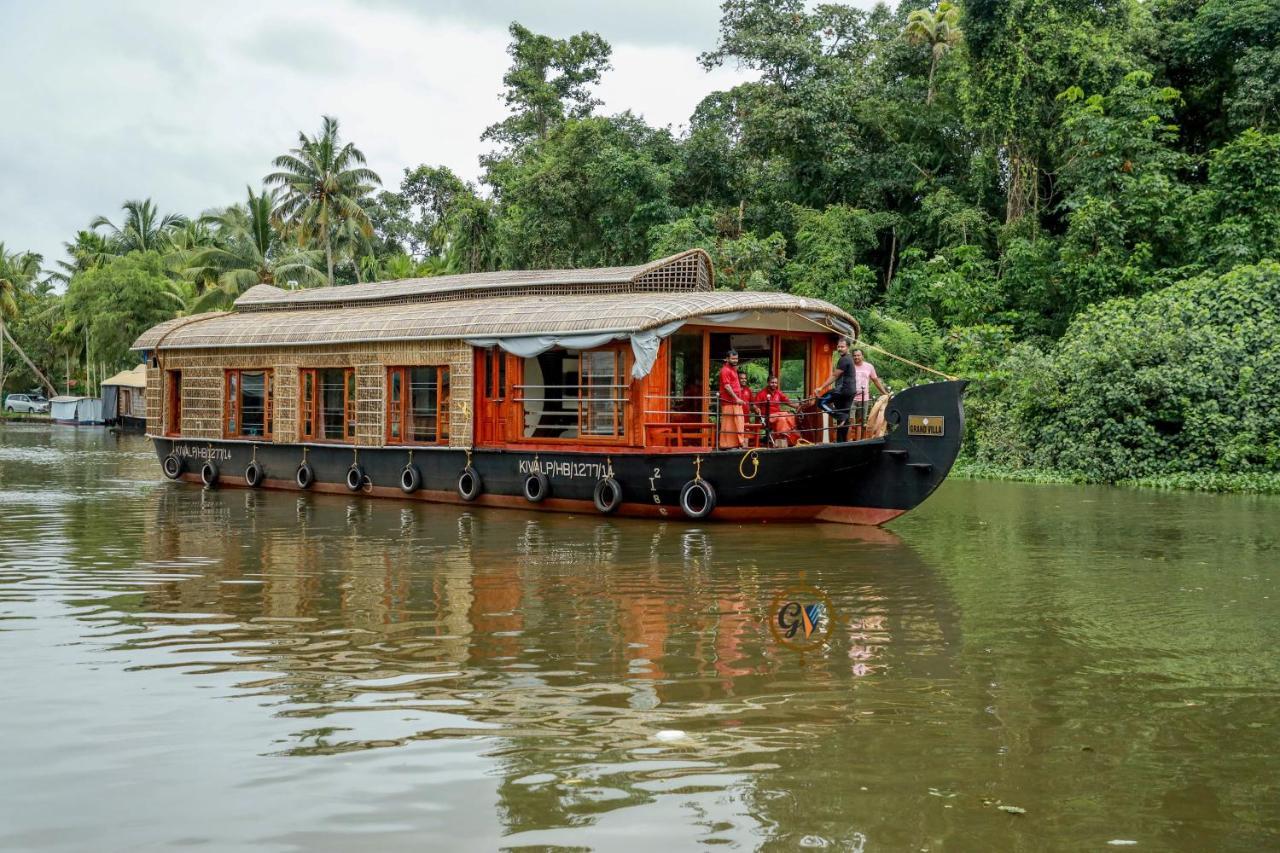 Grand Villa Houseboat Kumarakom Eksteriør bilde